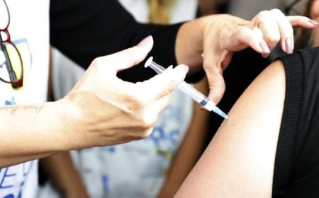 Belo Horizonte abre novo ponto de vacinação contra a gripe no Centro nesta segunda-feira