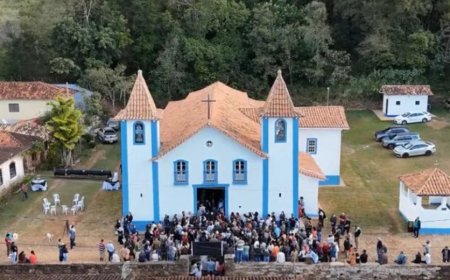 Uma das igrejas mais antigas de Minas reabre